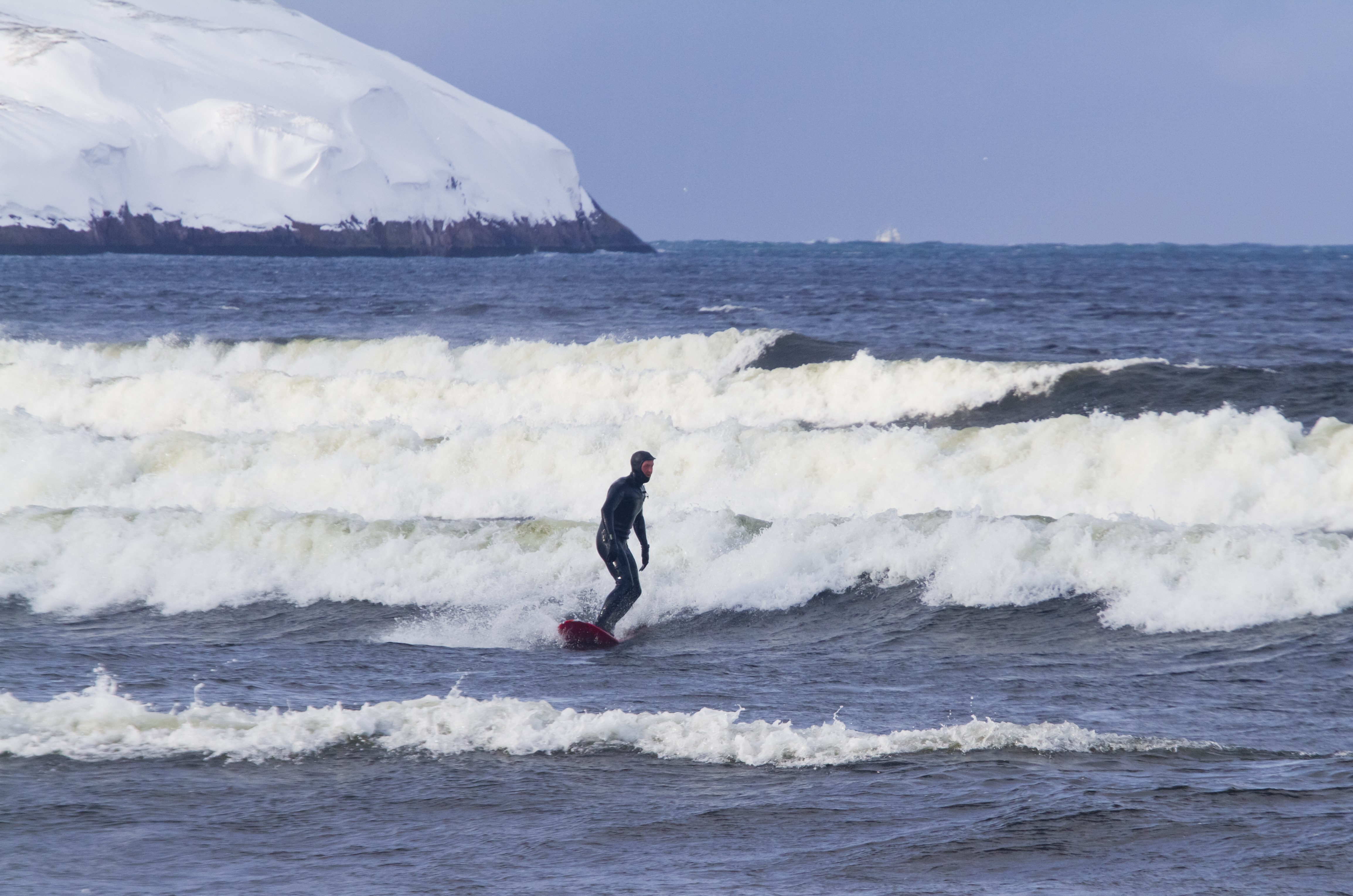 Суровый серфинг в Териберке (Николай Рахматов)