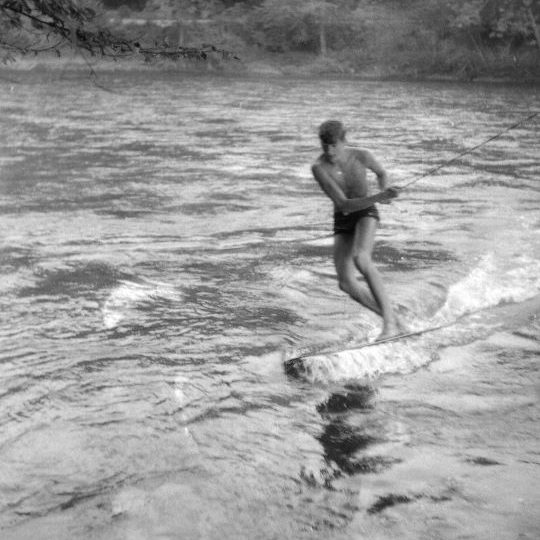 Искусственные волны: предыстория и первые установки